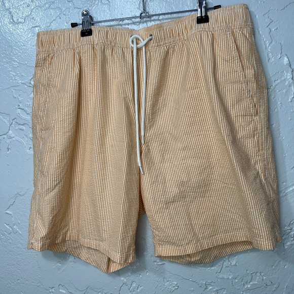J. Crew Men's Seersucker Swim Yellow Stripe Trunks Size L- 8" - Picture 2 of 9